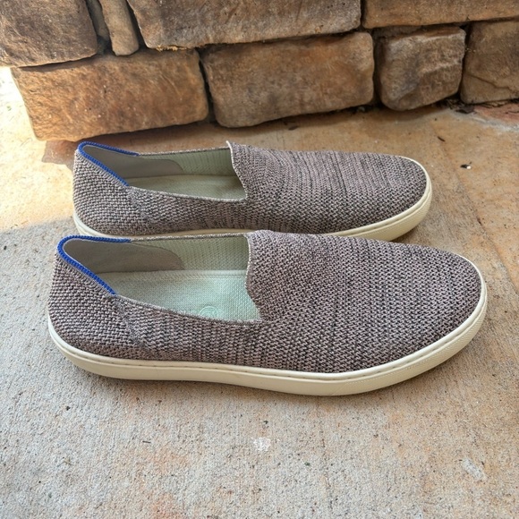 Rothys Stardust Metallic Limited Edition Sneakers Silver 10 - Picture 3 of 5